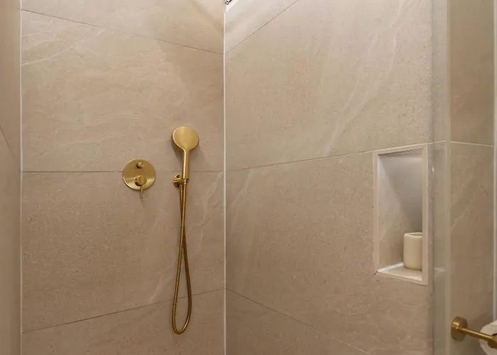 Pearl Rea Apartamento Poreč